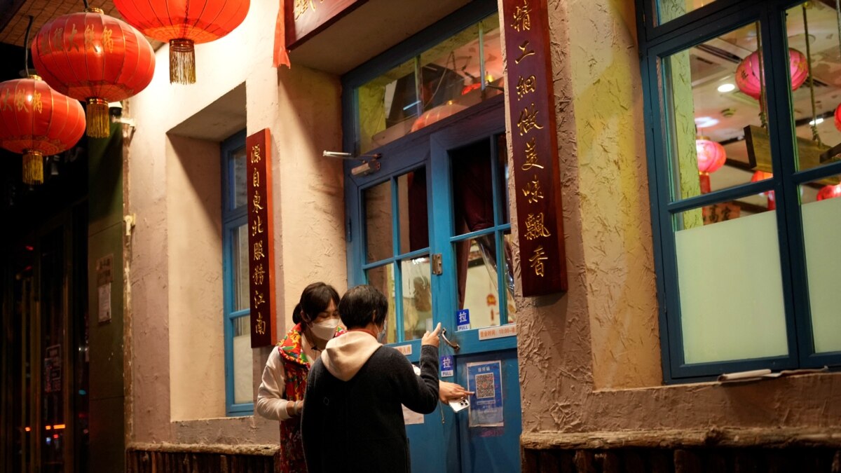 Chinese Businesses Prepare for COVID Infections after Easing Restrictions - Vimarsana News