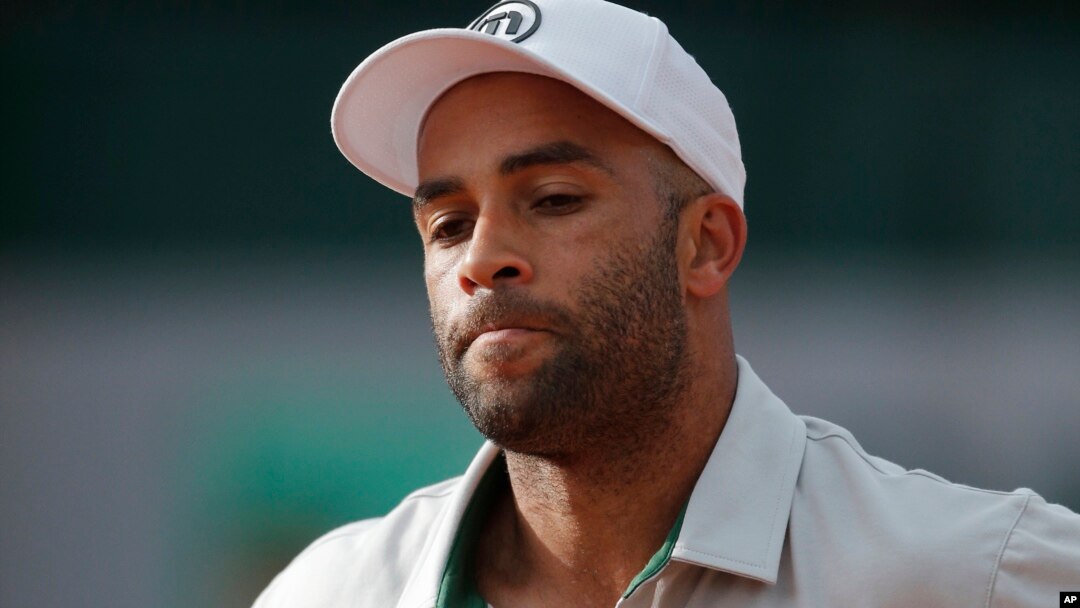 Mantan petenis nomor empat dunia, James Blake, yang juga merupakan warga New York.