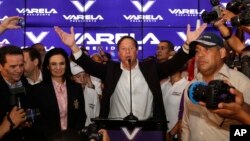 Juan Carlos Varela durante su discurso de aceptación tras ganar las elecciones presidenciales en Panamá.