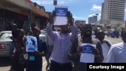 Journalist Protest 263 Chat