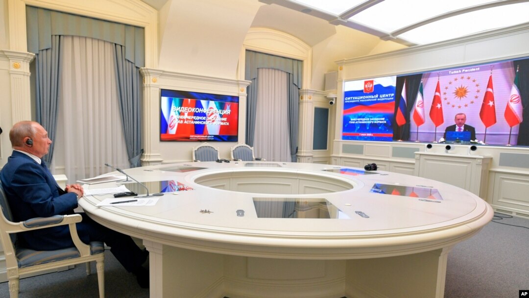 Vladimir Putin ari mu nama na Recep Ergodan wa Turukiya muri video-conference.