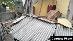 Kerusakan rumah warga akibat gempa yang mengguncang Lombok, Bali, dan Sumbawa, pada Minggu pagi, 29 Juli 2018. Tiga orang meninggal dunia tertimpa bangunan roboh akibat gempa. (Foto: Humas BNPB)