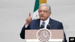 El presidente de México, Andrés Manuel López Obrador, durante un acto con motivo del quinto aniversario de su mandato en la plaza del Zócalo, en Ciudad de México, el 1 de julio de 2023.