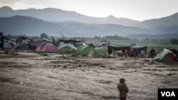 Frustration Builds Among Refugees Trapped at Macedonian Border