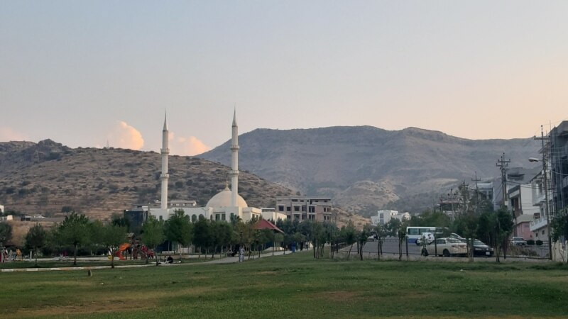 شه‌ش په‌رله‌مانتاری كوردستان داوا ده‌كه‌ن مه‌سرور بارزانی سه‌ردانی به‌غدا بكات