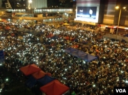 香港雨伞运动满月（美国之音海彦拍摄）