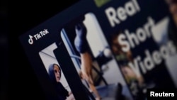 In this file photo, the logo of the TikTok application is seen on a screen in this picture illustration taken February 21, 2019. (REUTERS/Danish Siddiqui/Illustration)