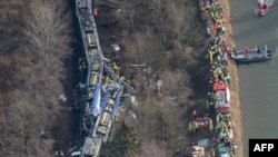 Une vue aérienne du site où s’est produit l’accident ferroviaire près de Bad Aibling, dans le sud de l'Allemagne, le 9 février 2016.