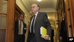 그리스 연립정부를 이끌고 있는 루카스 파파데모스 총리