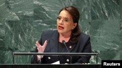 La presidenta de Honduras, Xiomara Castro, durante su intervención en la 78ª Asamblea General de la ONU, en Nueva York, EEUU, el 20 de septiembre de 2023.