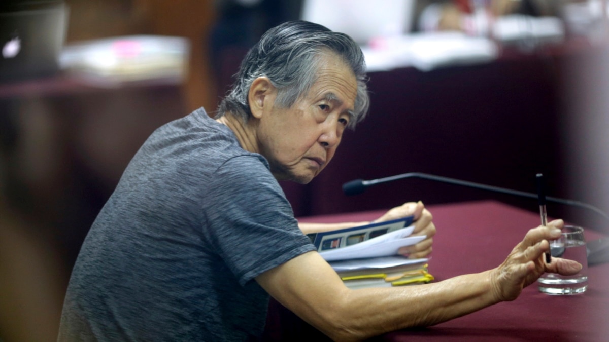 Expresidente peruano Fujimori, sentenciado a 25 años de cárcel, vuelve a  pedir la libertad