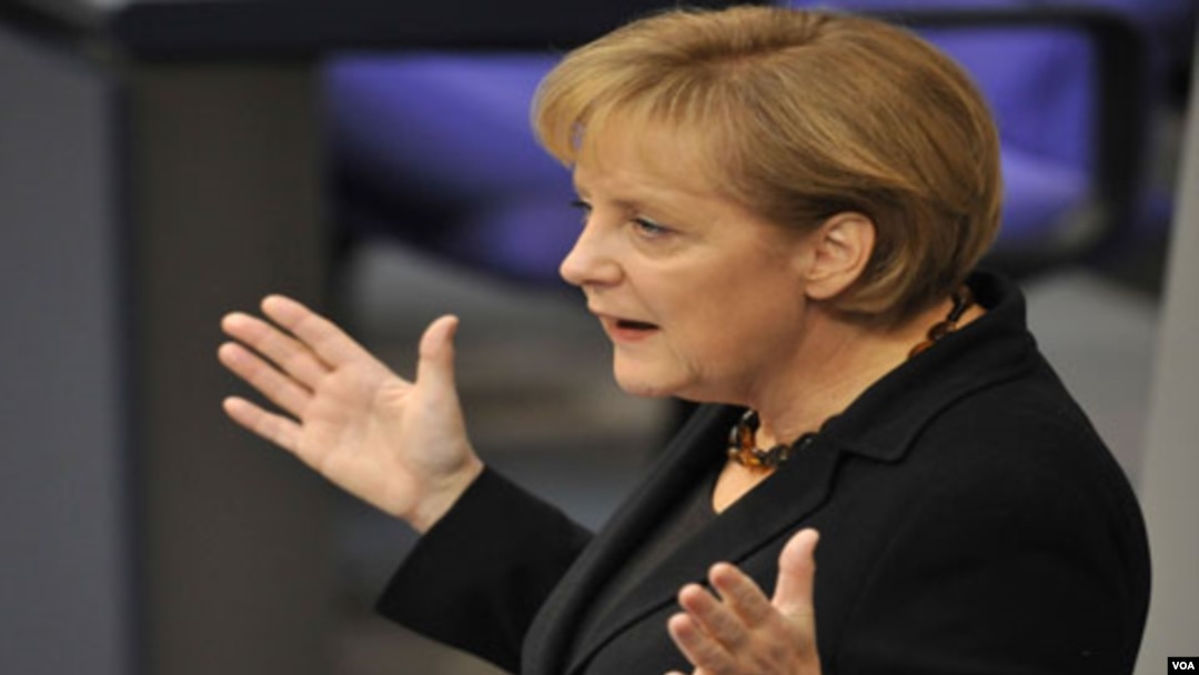 Angela Merkel memperingatkan negara-negara Eurozone: krisis finansial Yunani merupakan ancaman signifikan.