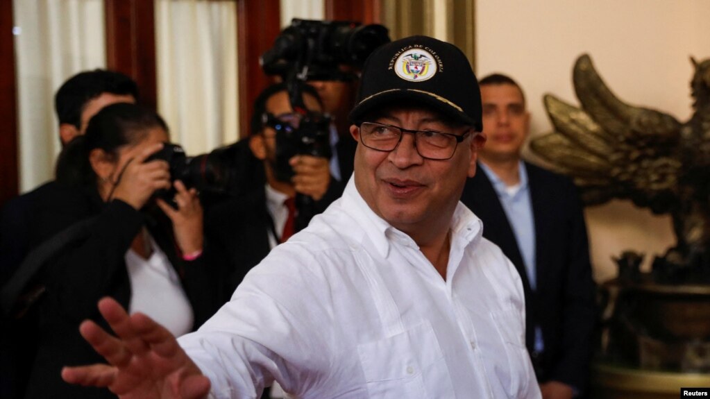 El presidente de Colombia, Gustavo Petro, en el Palacio de Miraflores en Caracas, el 9 de abril de 2024.