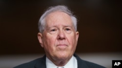 Frank Kendall III, nominado por el presidente Joe Biden para ser secretario de la Fuerza Aérea, se presenta a su audiencia de confirmación ante el Comité de Servicios Armados del Senado, en el Capitolio en Washington, el martes 25 de mayo de 2021.