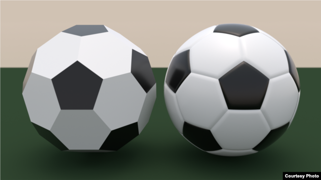 Trái banh bóng đá tương đương với hình 20 mặt trắng với góc cạnh được gọt bớt đi bằng hình ngũ giác. (Hình: Dysfunctional/Wikimedia/PD)