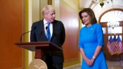英國首相約翰遜在國會山與眾議院議長佩洛西會面