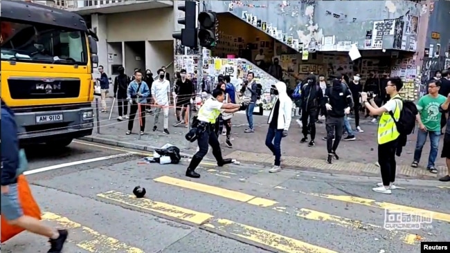 La crisis en Hong Kong se ha extendido por varios meses sin que se vea una solución viable.