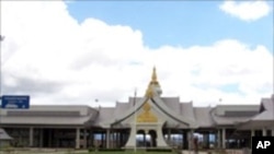 ສໍານັກງານຕໍາຫລວດກວດຄົນເຂົ້າເມືອງທີ່ຝັ່ງໄທ ປະຈໍາຂົວຂ້າມ
ແມ່ນໍ້າຂອງແຫ່ງທີ 3 ລະຫວ່າງລາວ-ໄທ ທີ່ໄດ້ເລີ້ມເປີດບໍລິການ ນັບ ແຕ່ວັນທີ 11 ເດືອນພະຈິກ 2011 ເປັນຕົ້ນໄປ