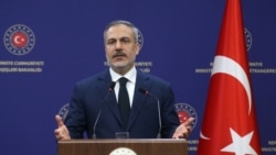 Menteri Luar Negeri Turki Hakan Fidan dalam konferensi pers di Ankara, Turki, 24 Februari 2025. (Cagla Gurdogan/REUTERS)