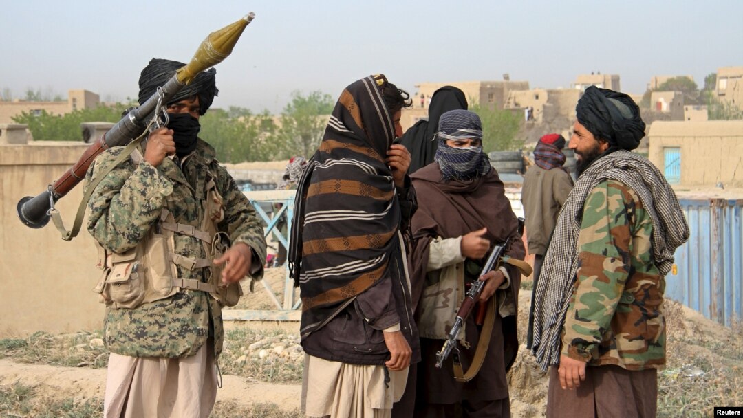 Anggota Taliban di provinsi Ghazni, Afghanistan, 18 April 2015 (Foto: dok).