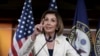 លោកស្រី​ Nancy Pelosi ប្រធាន​សភា​តំណាង​រាស្ត្រអាមេរិកាំងជួប​ជាមួយ​អ្នកសារព័ត៌មាន​ក្នុង​សន្និសីទ​ប្រចាំសប្តាហ៍​របស់​អ្នក​ស្រីក្នុង​រដ្ឋ​ធានី​វ៉ាស៊ីនតោន​កាលពី​ថ្ងៃទី​០៥ ខែធ្នូ ឆ្នាំ២០១៩។