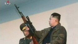 کیم جونگ-اون، جوانترین پسر رهبر سابق کره شمالی، پس از مرگ رهبر کره شمالی، جانشین او شد