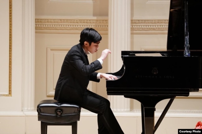 Pianis George Margono - (courtesy Carnegie Hall/Sienny Debora)