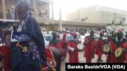 Sarkin Kano Muhammadu Sanusi Na Biyu Da Ayarinsa Ranar Juma'a A Kano, daya daga cikin al'adun Hausawa