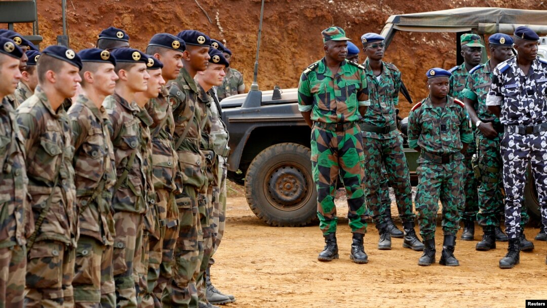 Tentara Perancis dalam pelatihan militer di Mali untuk menghadapi pemberontak dari kelompok Islamis terkait al-Qaida. (Foto: Dok)