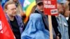 Partai Merkel Serukan Larangan Burqa di Jerman