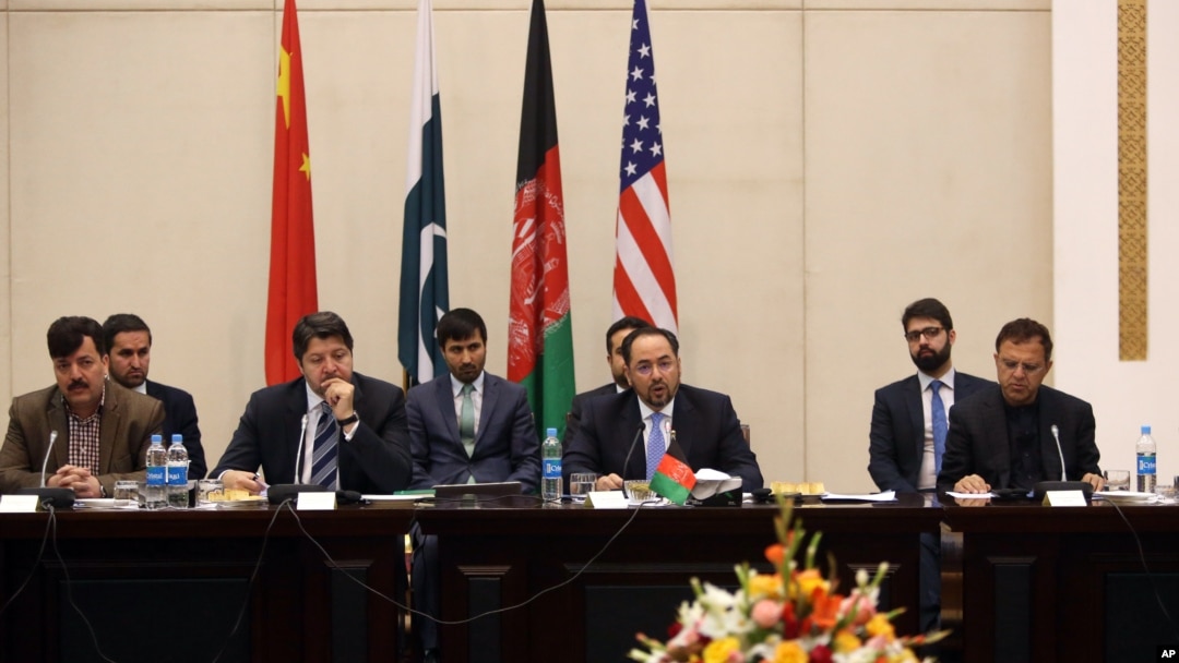 Kobulda o'tayotgan Afg'oniston tinchlik muloqotida Afg'oniston, Pokiston, Xitoy va AQSh diplomatlari qatnashmoqda, 23-fevral, 2016-yil.