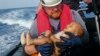 Derniers restes de migrants retrouvés par la marine italienne 