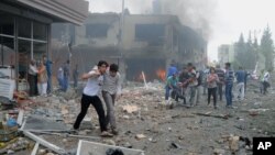Hiện trường 1 vụ nổ ở Reyhanli, Thổ Nhĩ Kỳ, gần biên giới với Syria, 11/5/2013
