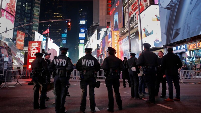 ئەنجومەنی شاری نیویۆرک پڕۆژە یاسایەک بۆ چاودێریکردنی پۆلیس پەسەند دەکات 