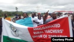 Abenhlanganiso yababalisi eyeAmalagamated Rural Teachers Union of Zimbabwe-ARTUZ.