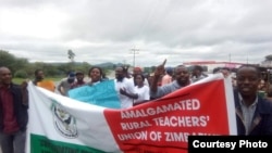 Abenhlanganiso yababalisi eyeAmalagamated Rural Teachers Union of Zimbabwe.