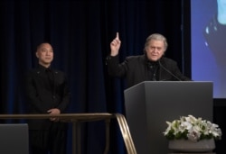 Steve Bannon akiwa na Guo Wengui