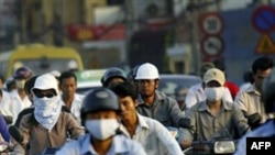 Việt Nam đề ra mục tiêu tăng trưởng kinh tế cho năm 2011