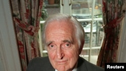 Douglas Engelbart, photographié en 1997, n'a guère profité de son invention