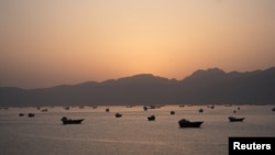 تنگه هرمز