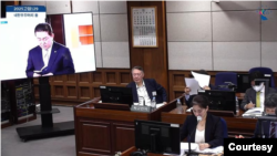 윤석열 전 한국 대통령에 대한 '내란우두머리' 재판. (서울중앙지방법원 생중계 화면 캡쳐)