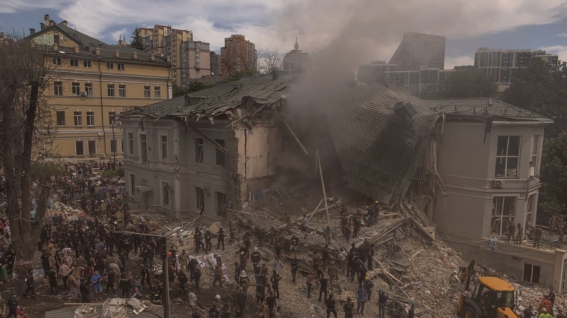 Klaim Rusia bahwa Rudal Antipesawat Ukraina Hancurkan Rumah Sakit Anak di Kyiv adalah Salah