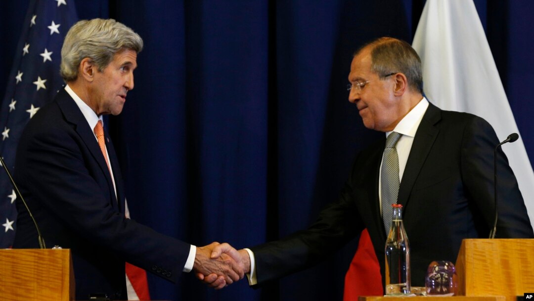 El secretario de Estado John Kerry y el ministro de Relaciones Exteriores ruso Sergei Lavrov, anunciaron el pacto en Ginebra.