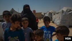FILE - Thousands of children are detained at the Al-Hol camp with their mothers. Many of them are sons and daughters of IS fighters who died or are in prison. Aug. 26, 2019. (Yan Boechat/VOA)