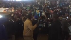 UJoice Mujuru Ufika Emhlanganweni weNational People's Convention