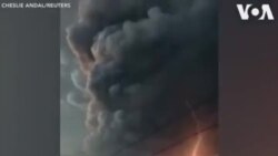 Թաալ հրաբխի հարևանությամբ կայծակի հարվածի հետևանքով երկինքը պարուրվել է ծխով՝ ինչի հետևանքով դադարեցվել է Մանիլայի օդանավակայանի աշխատանքը