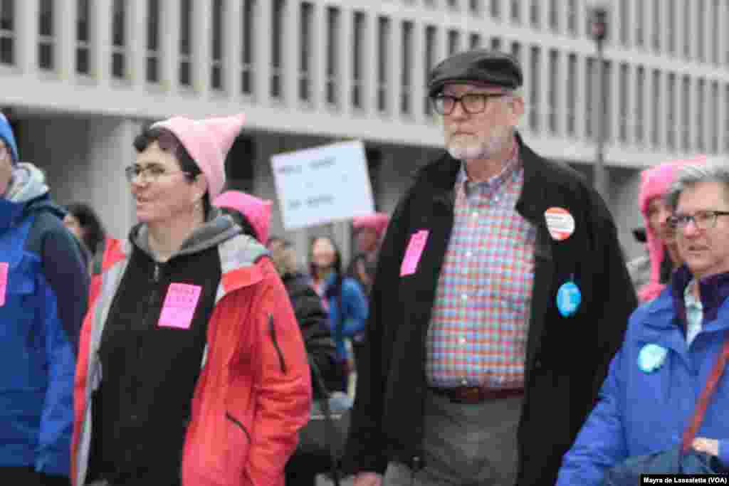 Marcha da Mulher, um movimento contra a presidência de Donald Trump. Milhares estão em Washington DC para demonstrar a sua insatisfação e apoio a Hillary Clinton e aos direitos das mulheres