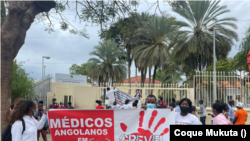 Médicos em greve, Angola