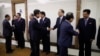 هیئت کره جنوبی روز پنجشنبه برای پیگیری مذاکرات صلح، و شرکت در مراسم گرامیداشت دیدار سران دو کشور در سال ۲۰۰۷ وارد پیونگ یانگ شد.