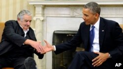 El presidente de Uruguay, José Mujica, junto a Barack Obama en la Casa Blanca en mayo pasado.